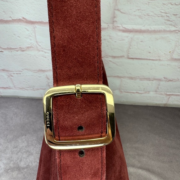Gucci Rare Suede Flap Burgundy G Logo Bag - Picture 7 of 16